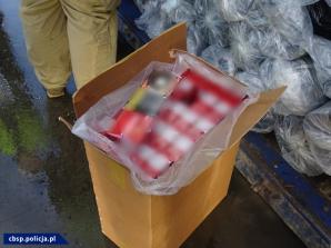 Ujawnienie przemytu w wyniku współpracy służb. Ponad 5,6 mln papierosów przejęte przez CBŚP i KAS