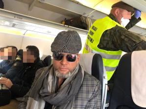 Wzmożone kontrole sanitarne na lotniskach i w samolotach. Krzysztof i Maja Rutkowski po powrocie z Aten doceniają profesjonalizm służb lotniskowych!
