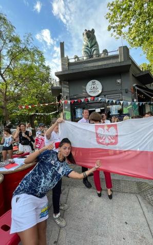 Przegraliśmy, ale zabawa była świetna. Wspólne oglądanie meczu dyplomatów Ambasady RP w Buenos Aires
