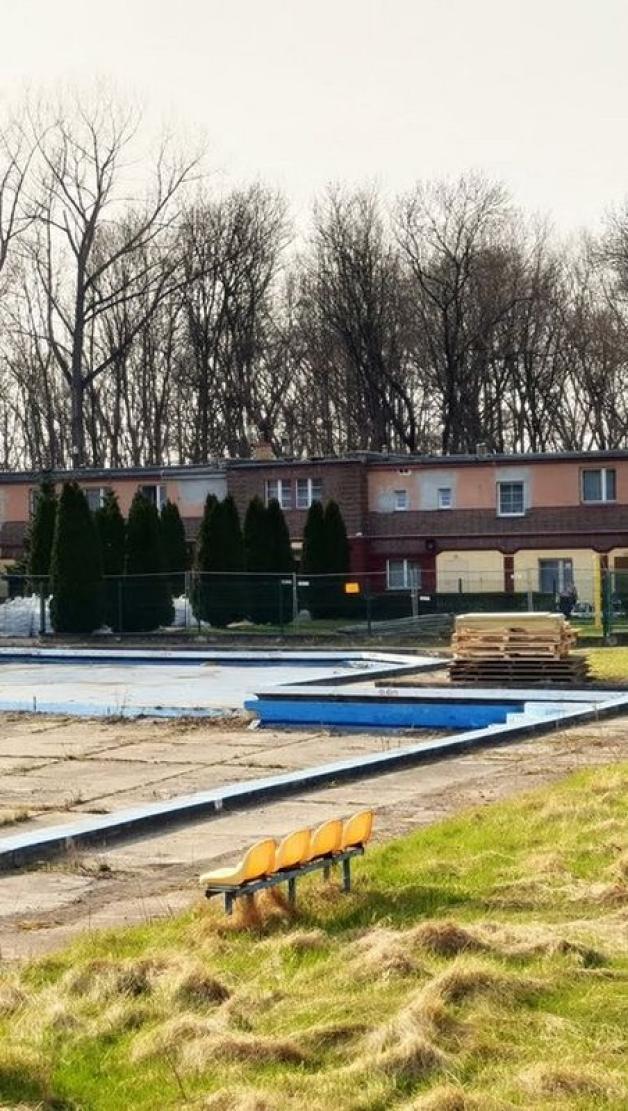 Jawor: rozpoczęła się budowa basenu